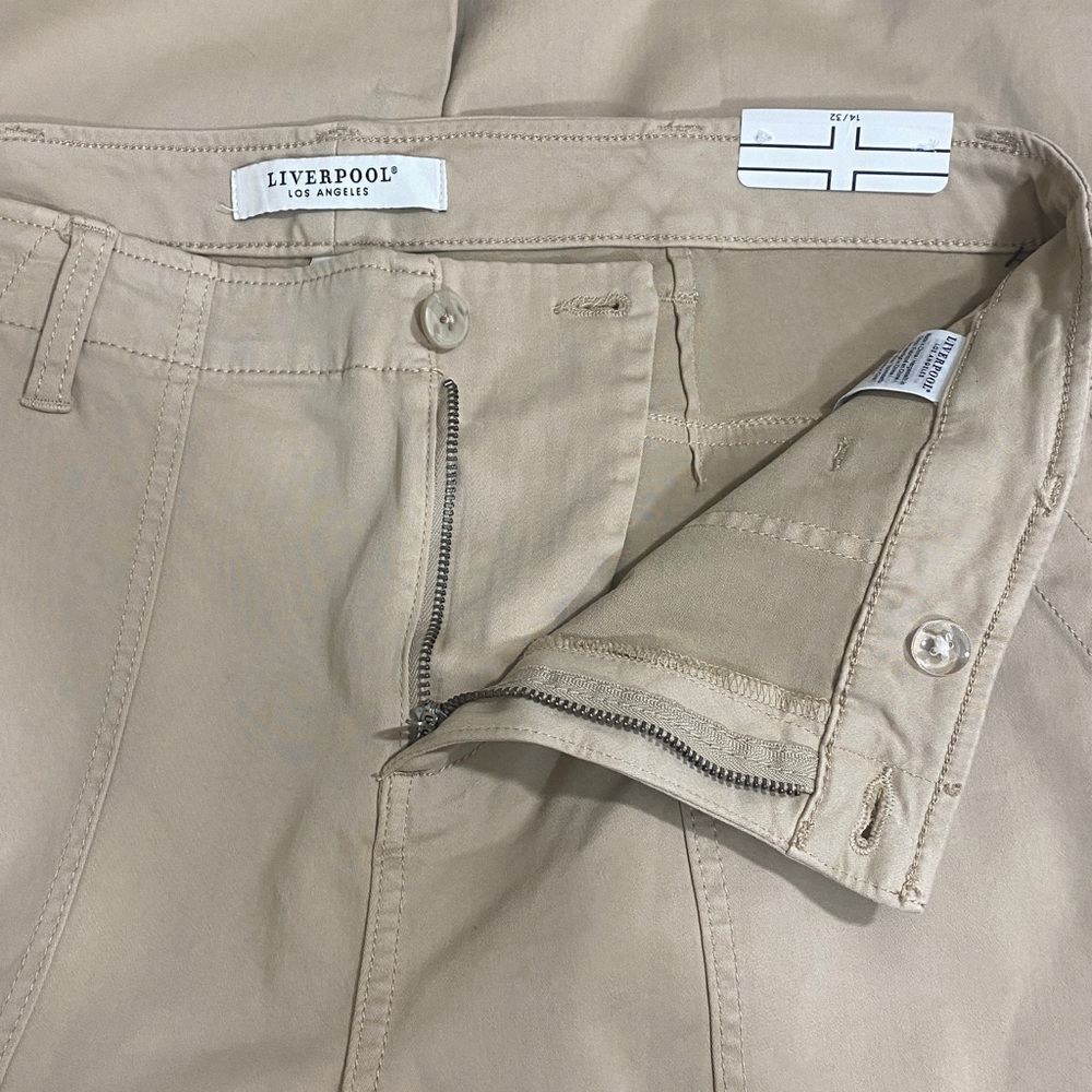LIVERPOOL Relaxed-fit Cropped Khaki Pants Women's Size 14/32 - Picture 8 of 10